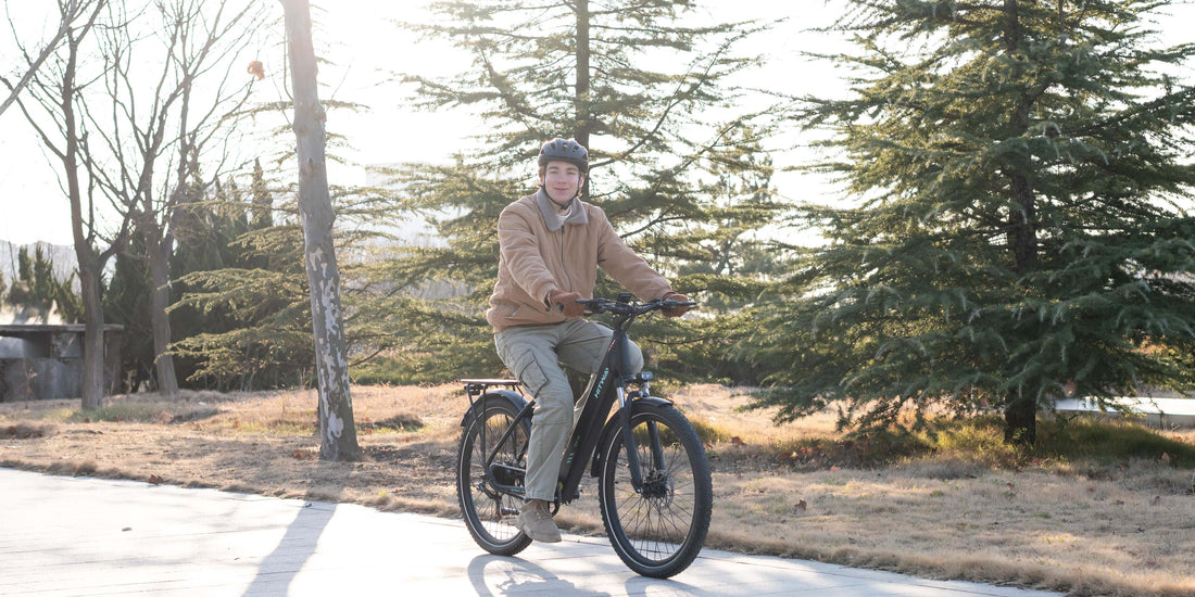Moteur central vs moteur roue arrière : quelles différences sur un vélo électrique ?