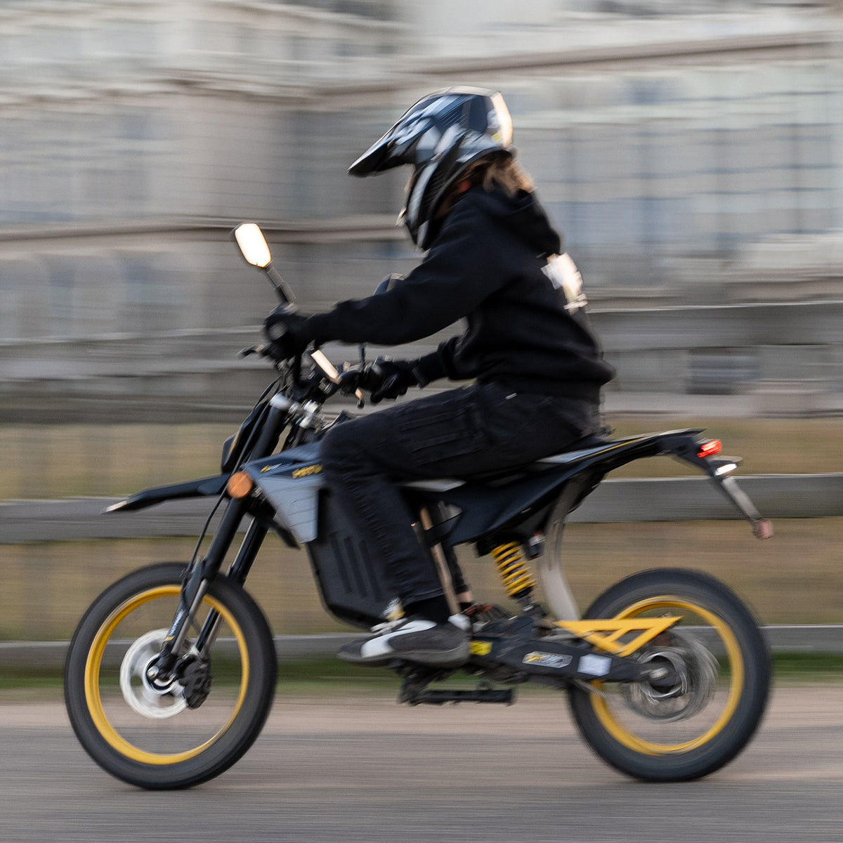 HT300 Moto électrique tout-terrain avec COC